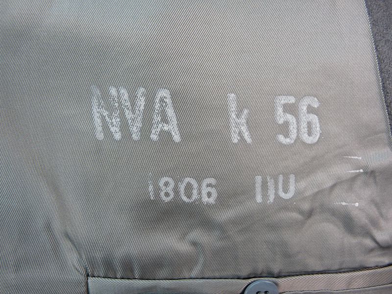 DDR NVA Grenstroepen mantel maat 56! rang jongste Luitenant - Afbeelding 5