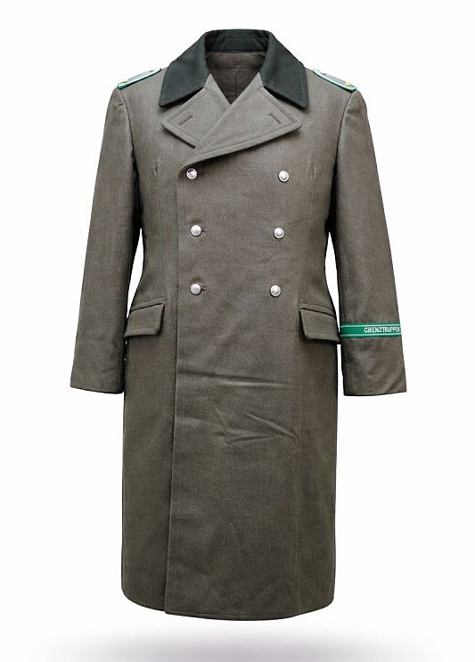 DDR NVA Grenstroepen mantel maat 56! rang jongste Luitenant