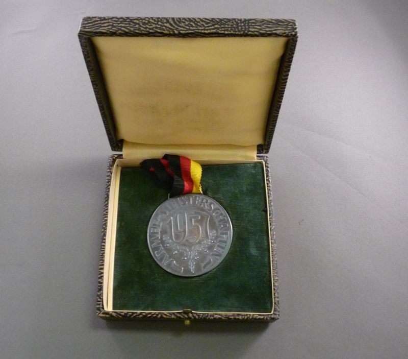 Herinneringsmedaille Allgemeine NVA Meisterschaften 1957 - Afbeelding 5