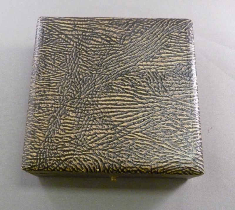 Herinneringsmedaille Allgemeine NVA Meisterschaften 1957 - Afbeelding 6