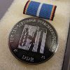 DDR Medaille – “Für langjährige pflichttreue Arbeit im Schutz der Arbeiter- und Bauern-Macht” - Afbeelding 2