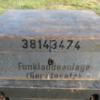 Originele WOII Duitse Luftwaffe transportkist – “Funklandeanlage (Gerätesatz)”
