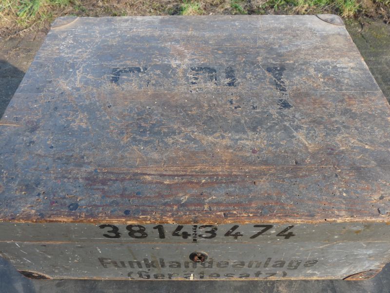 Originele WOII Duitse Luftwaffe transportkist – “Funklandeanlage (Gerätesatz)” - Afbeelding 2