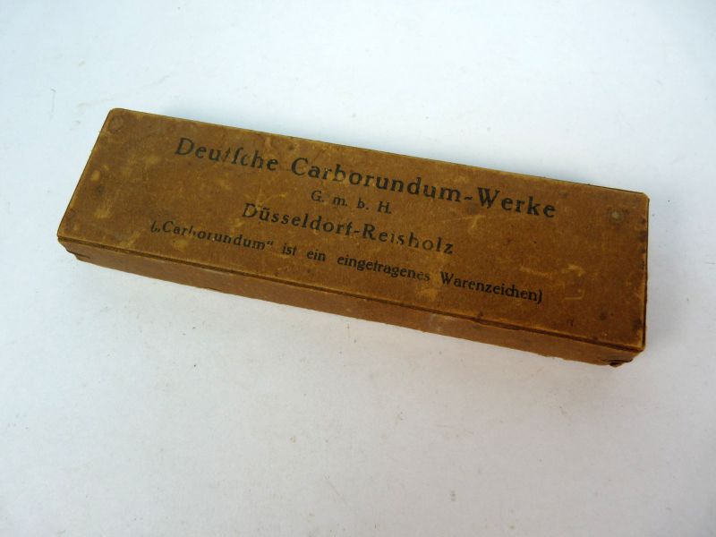 Vintage doosje slijpsteen – Deutsche Carborundum-Werke