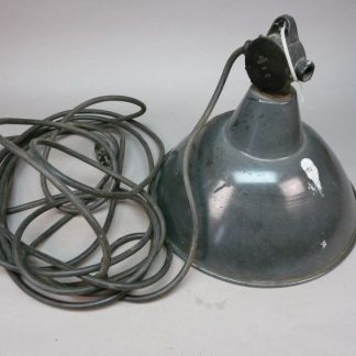 DDR Industriële Hanglamp – Vintage Fabriekslamp