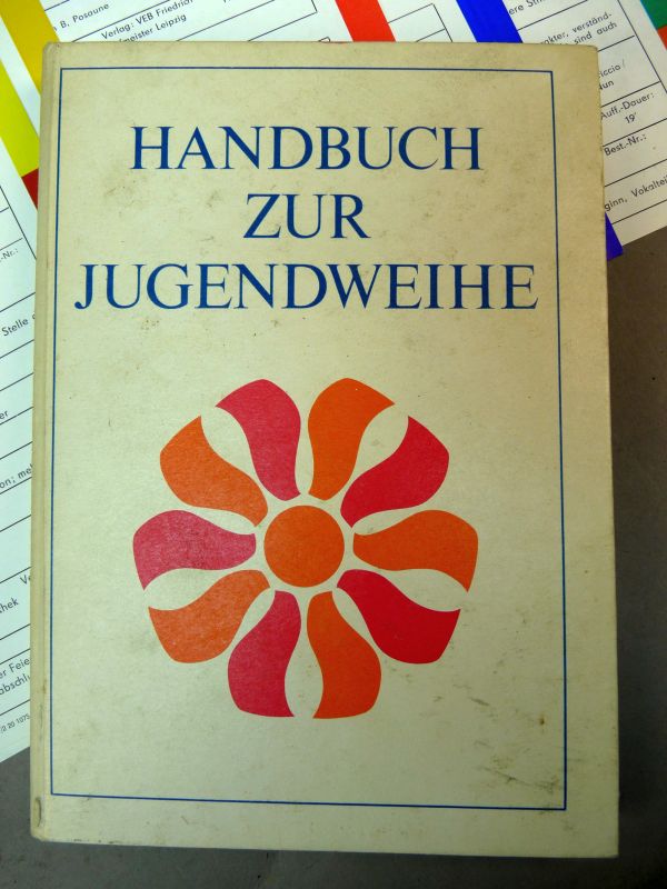 DDR Handbuch zur Jugendweihe (1974)+ bijlagen - Afbeelding 4