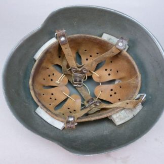 M56 DDR Helm – 1e Model (Nationale Volksarmee) 1960