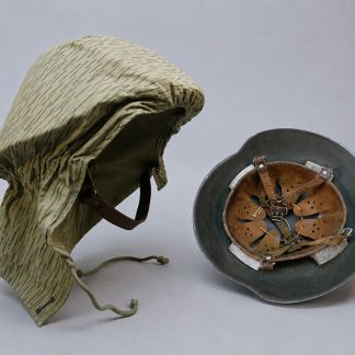 DDR NVA M56 Helm – 1e Model 1960 met periodieke helmcover