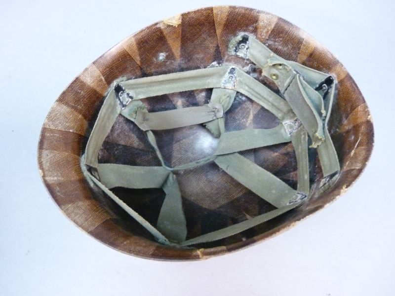 Amerikaanse M1 helm WWII – Front Seam – CAPAC liner - Afbeelding 6