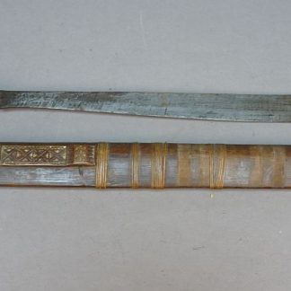 Antieke Kris (Keris) met Houten Schede – Handgemaakt