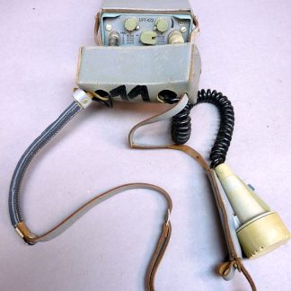Originele DDR / NVA UFT422 portofoon / veldradio