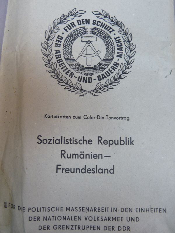 DDR / NVA Propagandakoffer, Opleidings- en Propagandamateriaal - Afbeelding 9