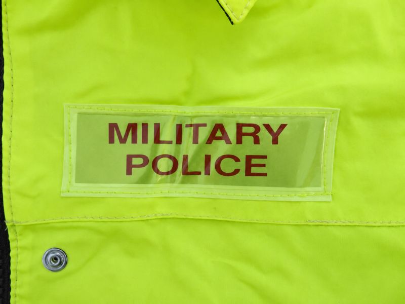 Omkeerbare Military Police Regenjas - Afbeelding 5