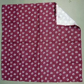 Vintage DDR tafelkleedje met bloemenmotief
