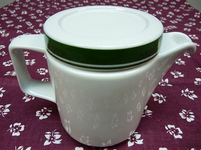 Vintage DDR Metropa koffiekannetje, porselein – Made in GDR