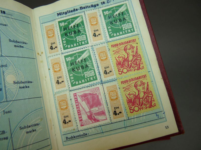Groot lot DDR / Oost-Duitsland documenten, lidmaatschapsboekjes - Afbeelding 3