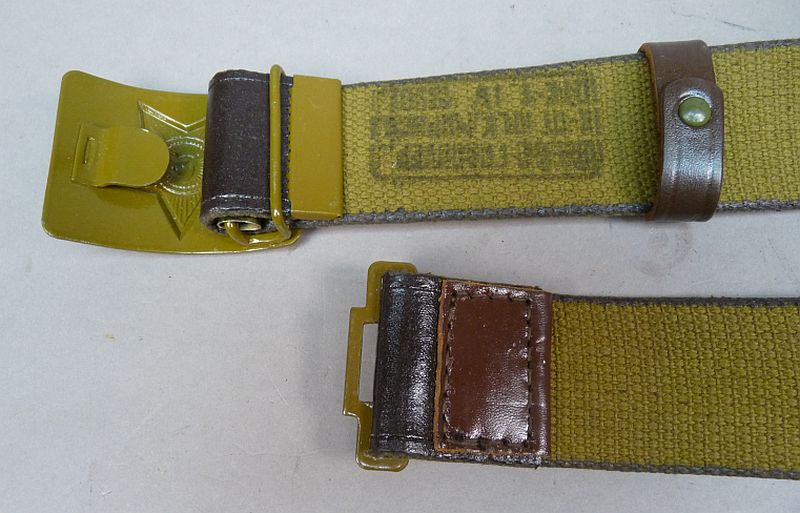 Sovjet Veldkoppel met Groene Gesp – NOS (New Old Stock) - Afbeelding 2