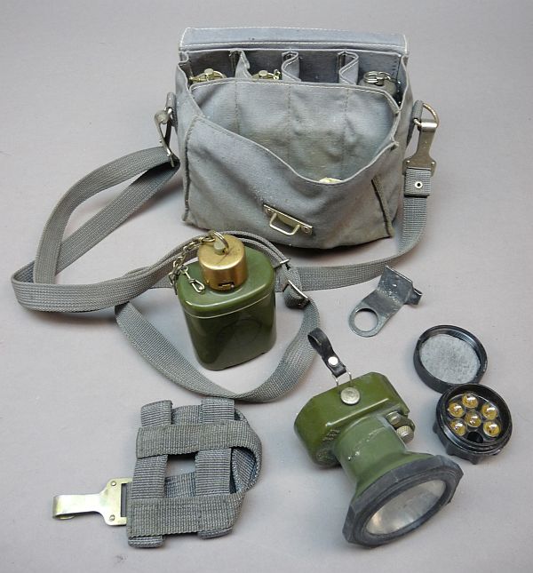 NVA veldverlichtingsset – Handlamp met accuset in draagtas