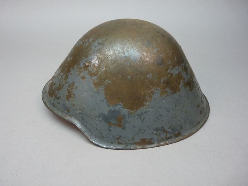 DDR NVA helm, 2e model - Afbeelding 4