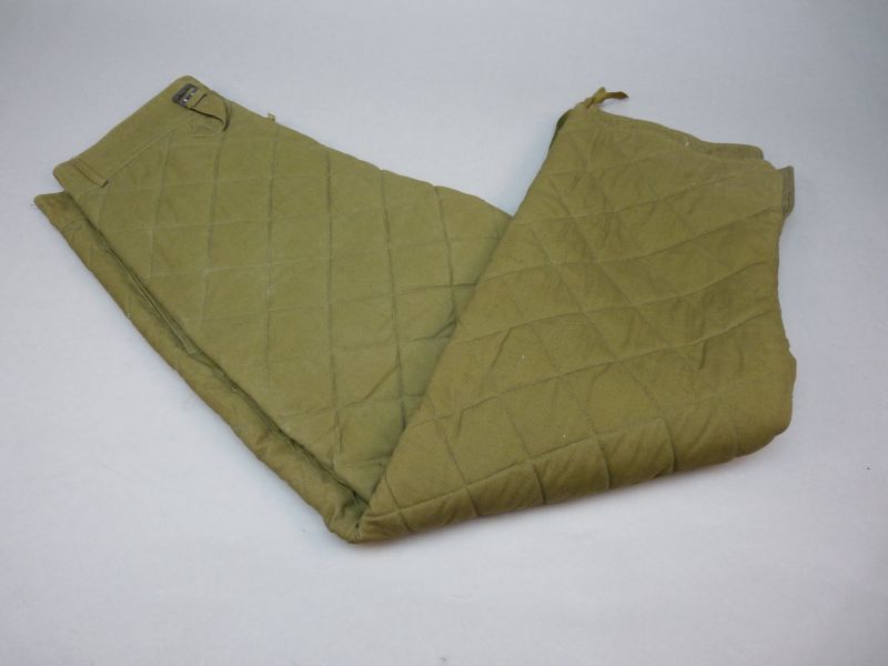 Vroeg KVP/Grenztruppen gewatteerd winteruniform - Afbeelding 7