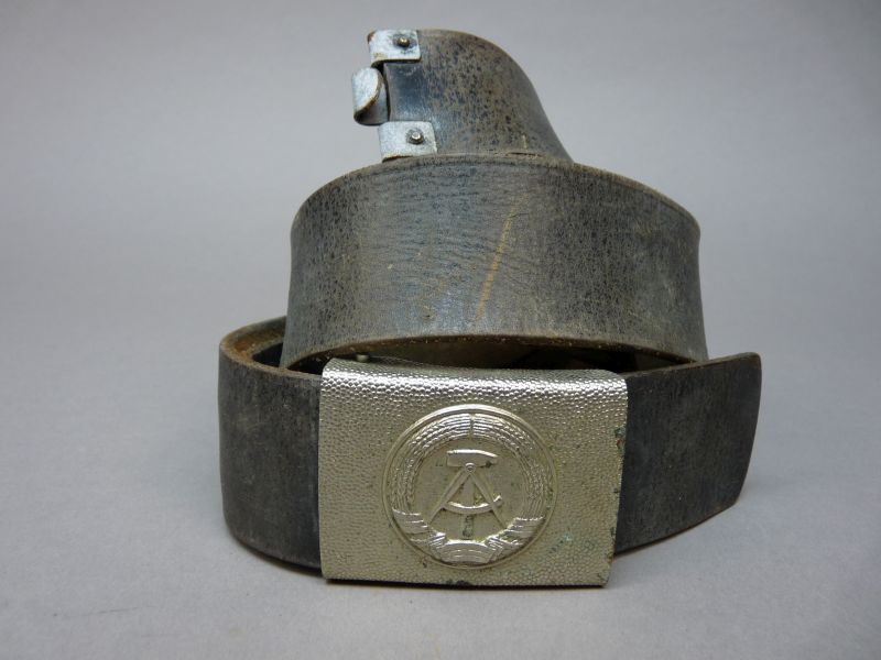 Originele DDR lederen koppelriem met metalen gesp - Afbeelding 2