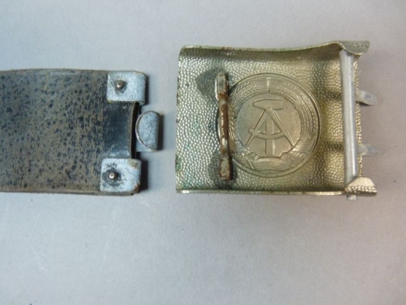 Originele DDR lederen koppelriem met metalen gesp - Afbeelding 4