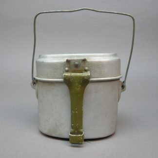 Originele Sovjet eetketel 1946