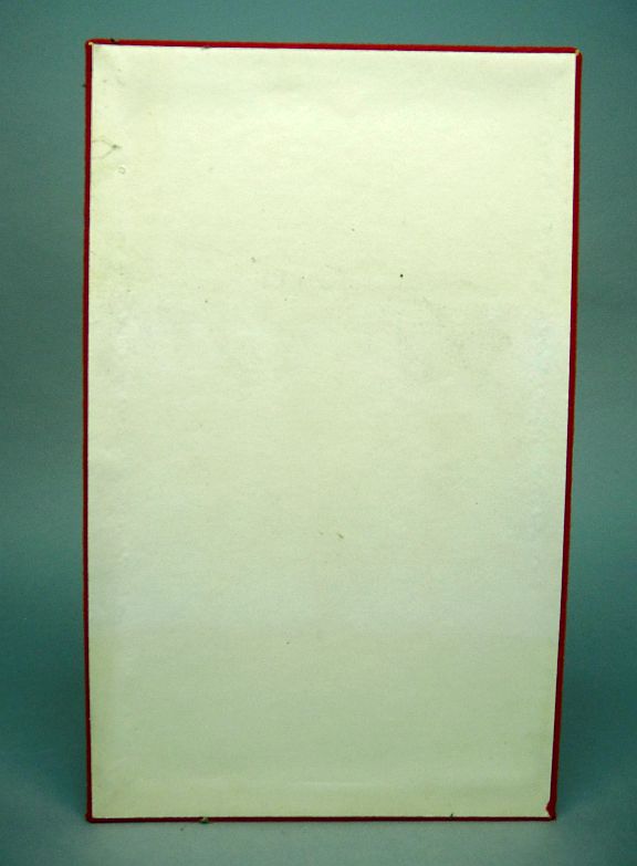 Originele DDR sieraden display, rood zacht bekleed – 21,5 × 35 cm - Afbeelding 2
