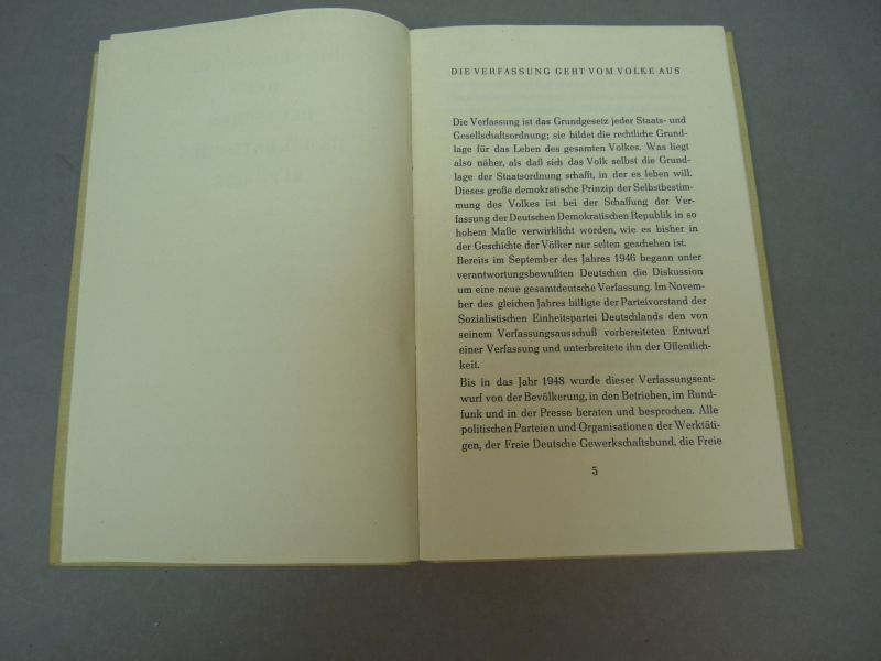 DDR boekje Die Verfassung - Afbeelding 2