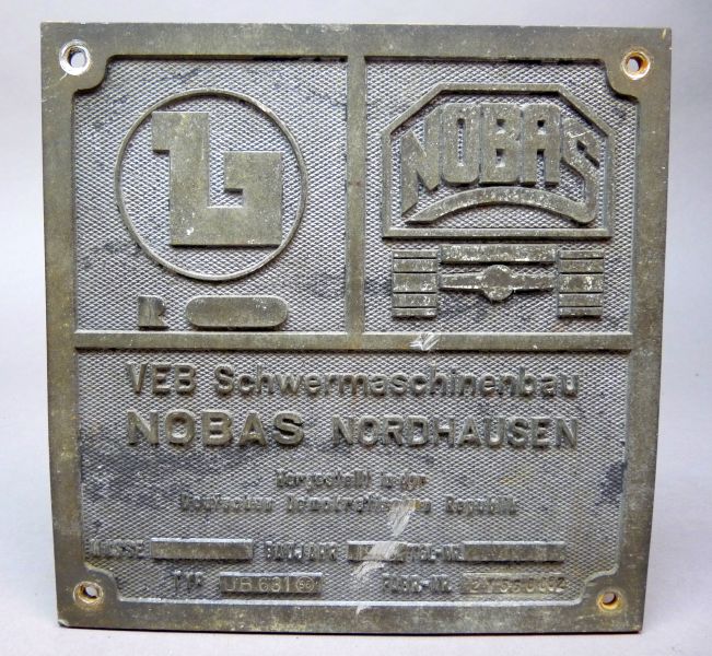 Originele DDR fabrieksplaat – VEB Schwermaschinenbau NOBAS