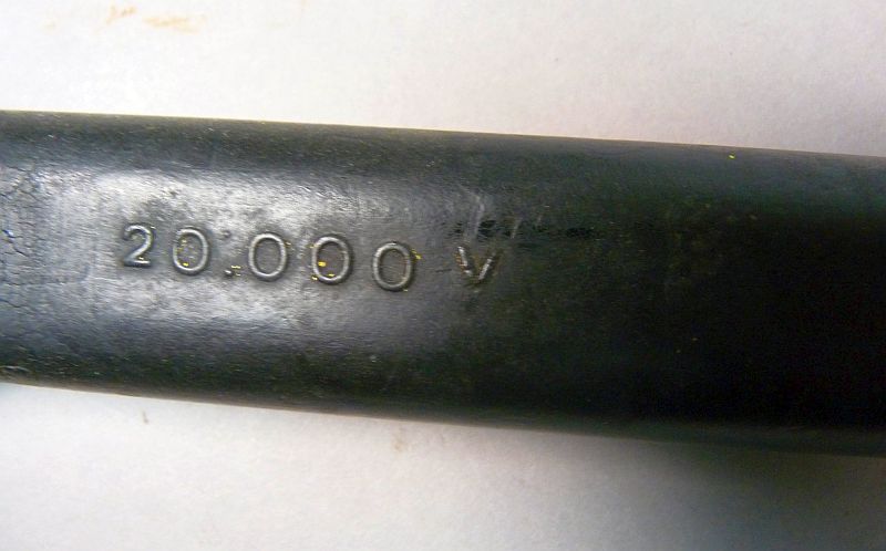 Vintage ontsnappingsbijl RP4 – Noodbijl 20.000 V – Industrieel - Afbeelding 2