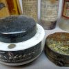 Lot medische en farmaceutische flesjes/verpakkingen, voor 1945 - Afbeelding 6