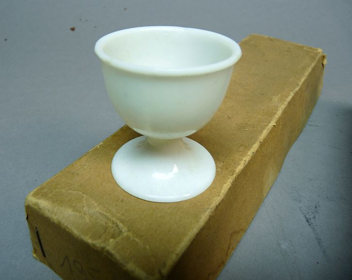 Vintage DDR eierdoppen – Set van 6 in originele doos - Afbeelding 2