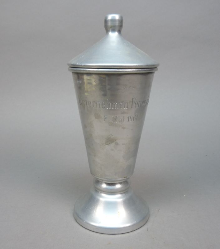 DDR Aluminium Erebeker met Deksel