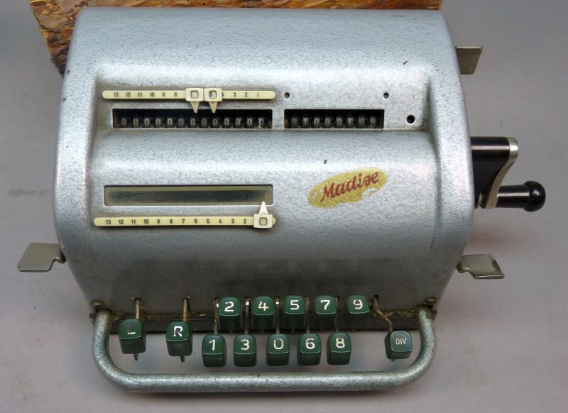Vintage MADIX mechanische rekenmachine DDR Oost Duitsland - Afbeelding 2