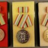 3x medaille ,,Fur hervorragende/ausgezeichnete Dienste,, Brons/Zilver/Goud
