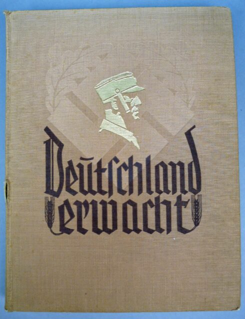 Sigaretten plaatjes boek ,,Deutschland erwacht,, met 3 veldpost kaarten - Afbeelding 5