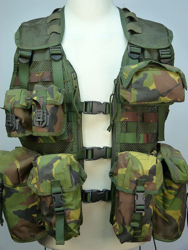 Haarvaten Vertellen Overleven Woodland DPM camouflage OPS vest met 8 tassen, Nederlandse leger -  Militaria 4 You